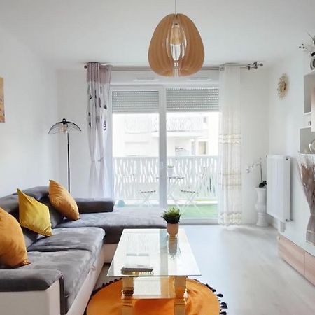 Chic Apart With Parking Near Paris Apartment Epinay-sur-Seine Luaran gambar