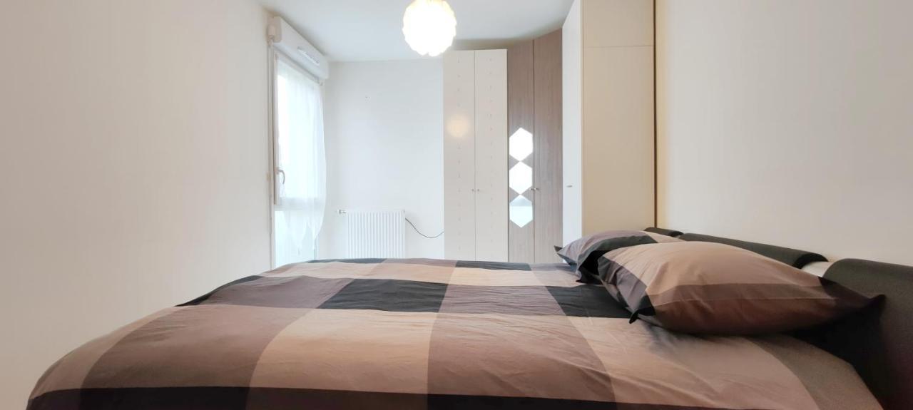 Chic Apart With Parking Near Paris Apartment Epinay-sur-Seine Luaran gambar