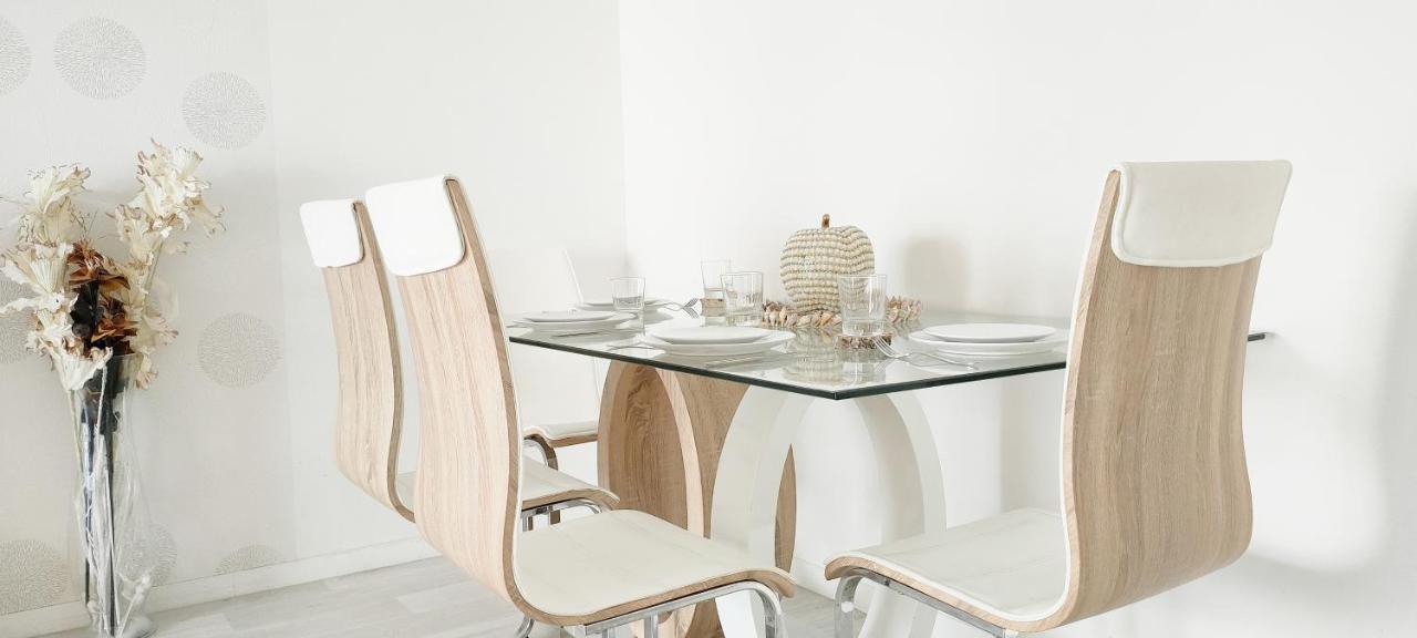 Chic Apart With Parking Near Paris Apartment Epinay-sur-Seine Luaran gambar